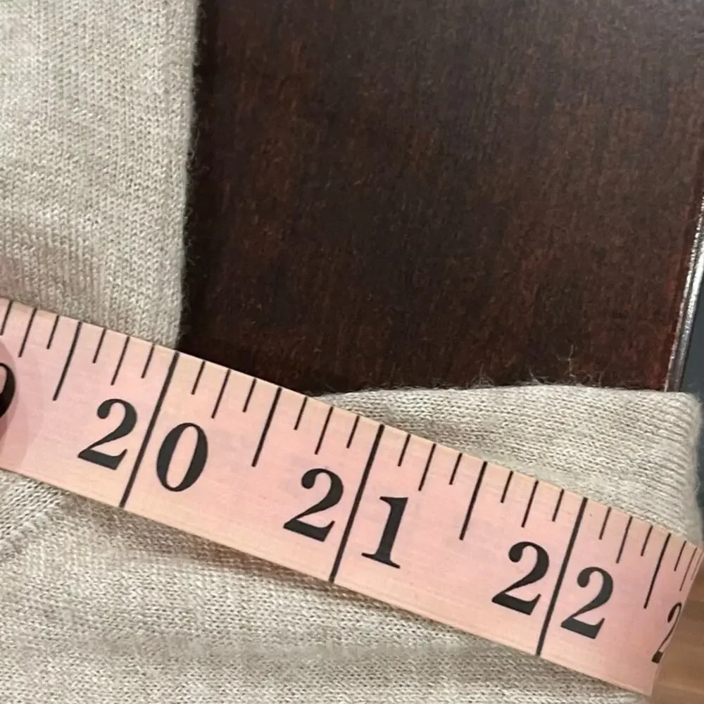 Brunello Cucinelli size 50